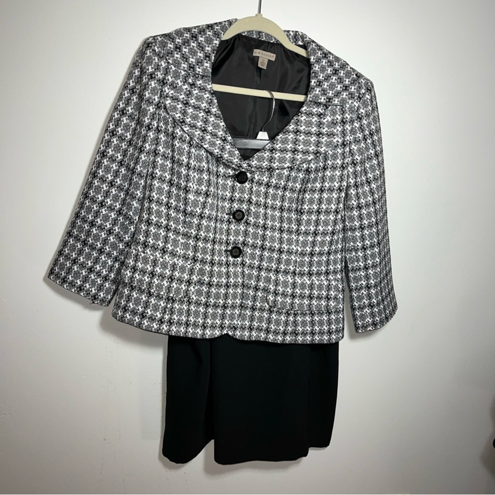 Kim Rogers Black and White Houndstooth Jacket